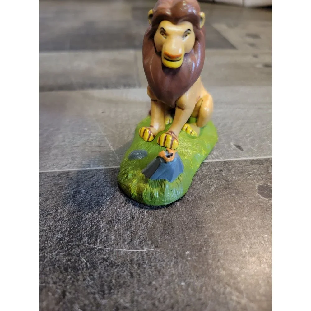 Lion‎ King Simba Grown Disney toy figure